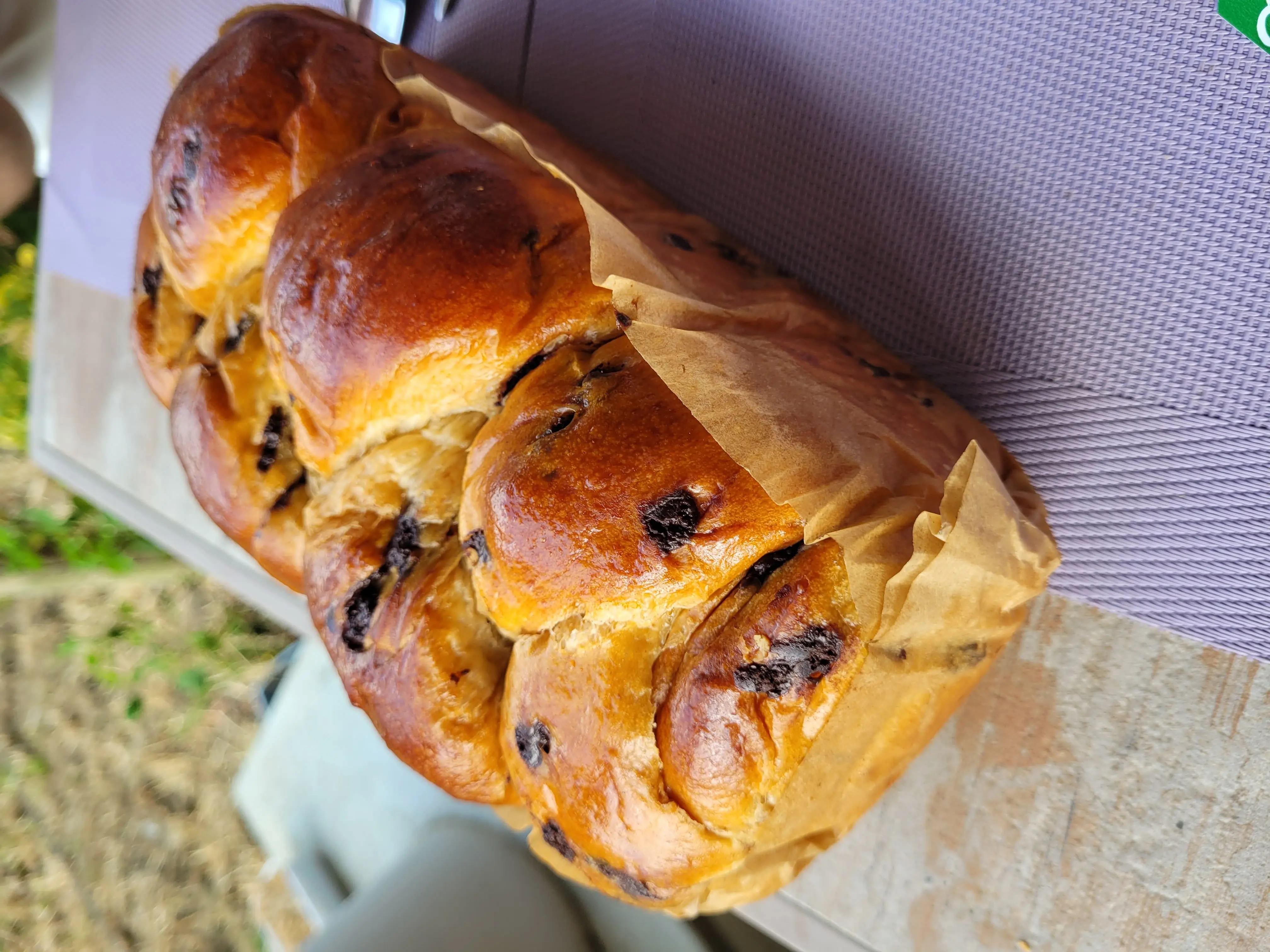 Brioche tressée aux pépites de chocolat - recette boulangère